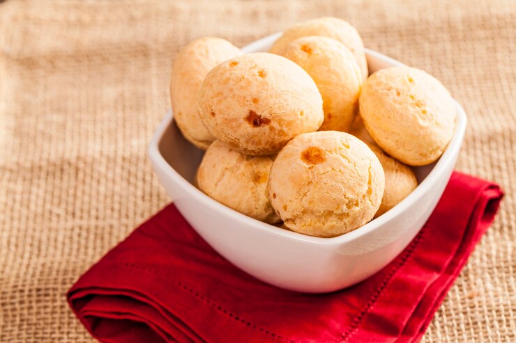 Braziliaanse kaasbroodjes, pão de queijo
