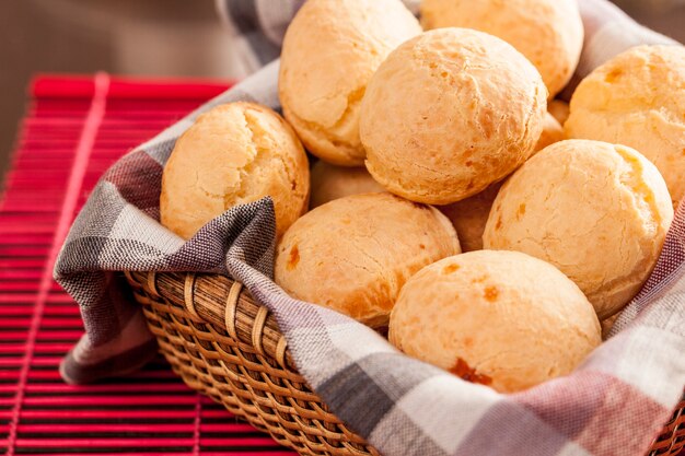 Brazilian cheese buns, pão de queijo