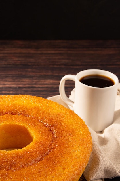 Torta di mais brasiliana bolo de fuba e caffè nero