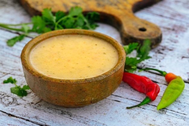 Gastronomia brasiliana. brodo vegetale fatto in casa.