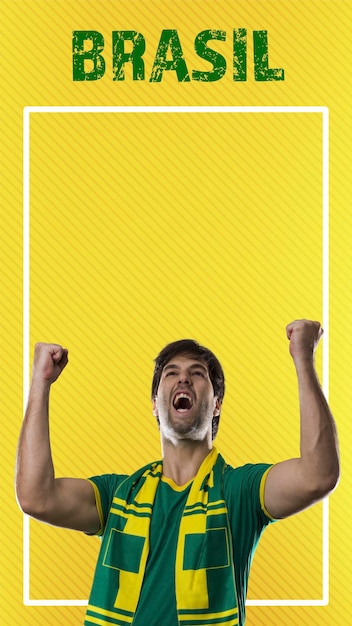 Photo brazilian player man celebrating on a yellow background