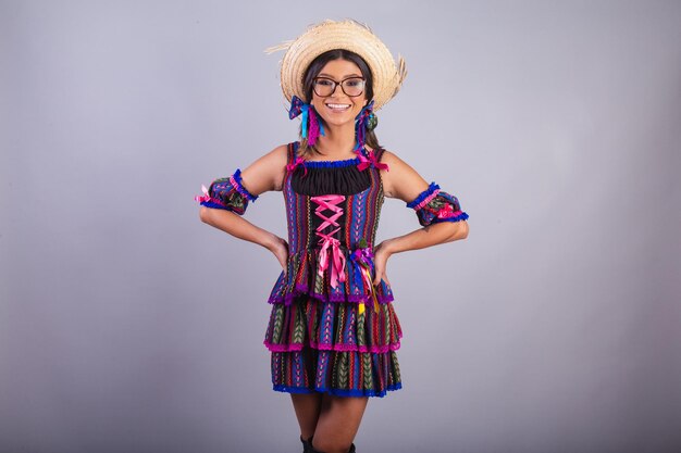 Photo brazilian woman with festa junina clothes