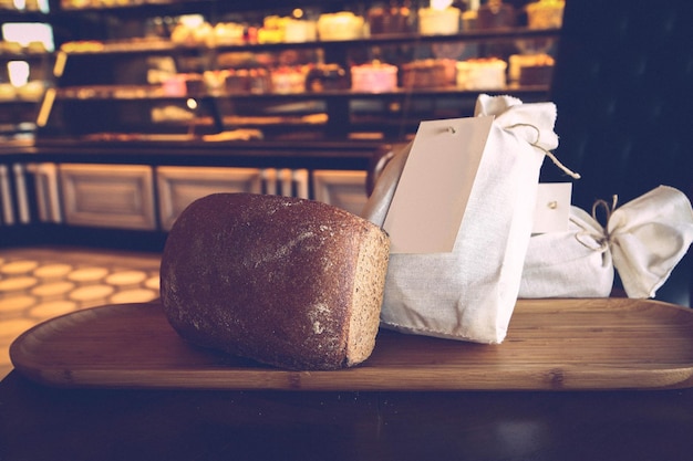 Photo bread bags on the table at the bakehouse