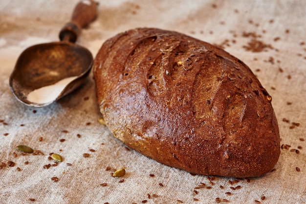 写真 小麦粉を使ったテキスタイルのパン