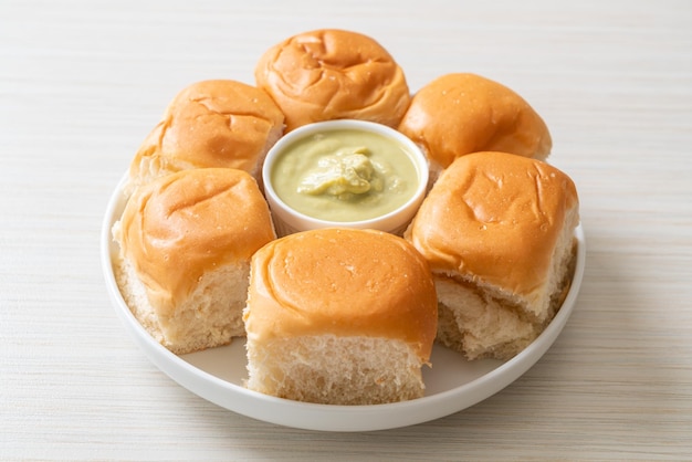 Bread with Thai Pandan Custard  on plate