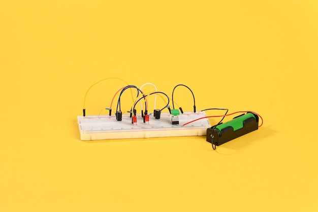 Breadboard with electrical elements multivibrator circuit