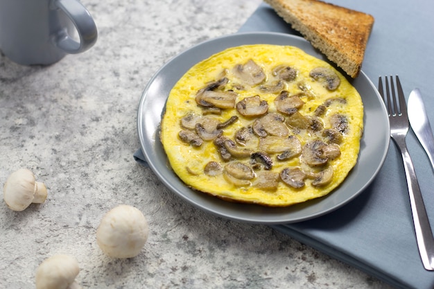 breakfast omelette with mushrooms