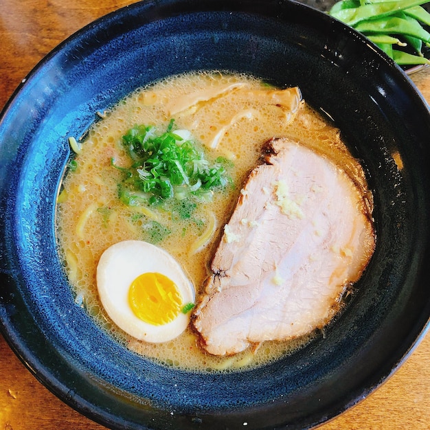 写真 朝食はテーブルで提供されます