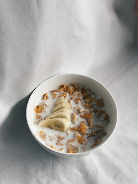 Photo breakfast served on table