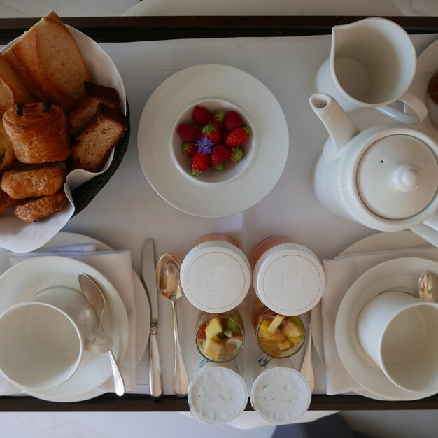 Foto colazione sul tavolo.