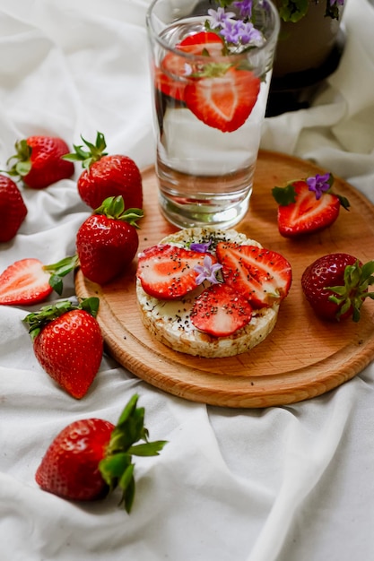 breakfast with strawberries