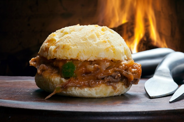 Breakfast with stuffed cheese bread, stuffed with shredded meat pao de queijo