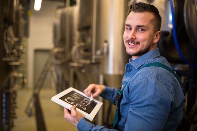 Brewer schrijven op leisteen