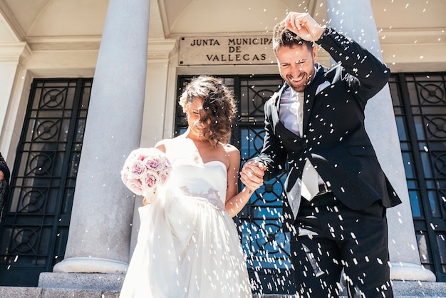 Bride and groom at the courthouse