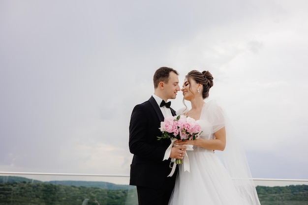 Bride and groom portrait, beautiful bride and groom portrait