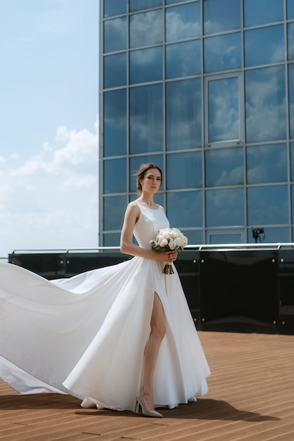 bride the roof of skyscraper