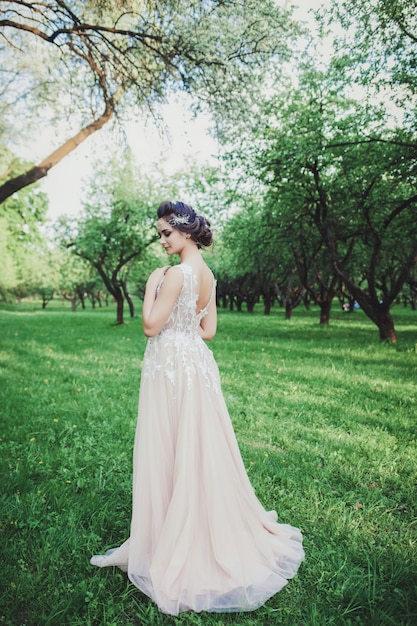 Bride wearing fashion wedding dress