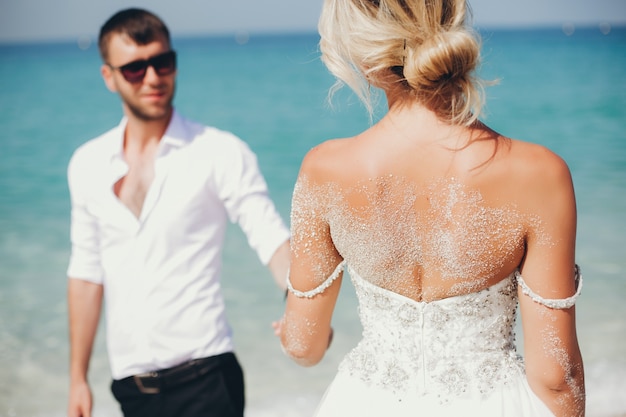 brides near the sea