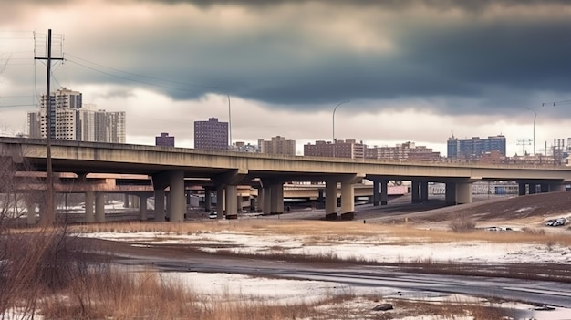 Мост через реку на фоне города