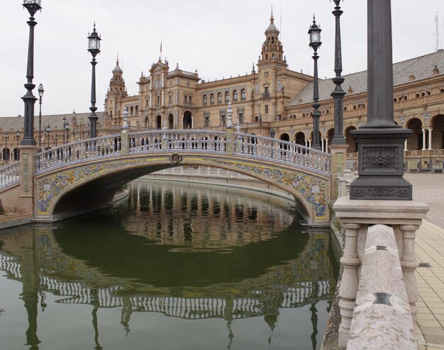 Photo bridge spain ornate seville historical spanish