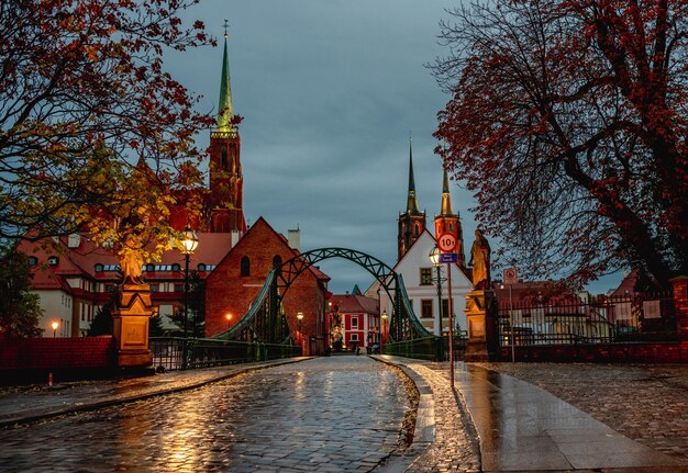 Bridge to Tumski island at night in Wroclaw