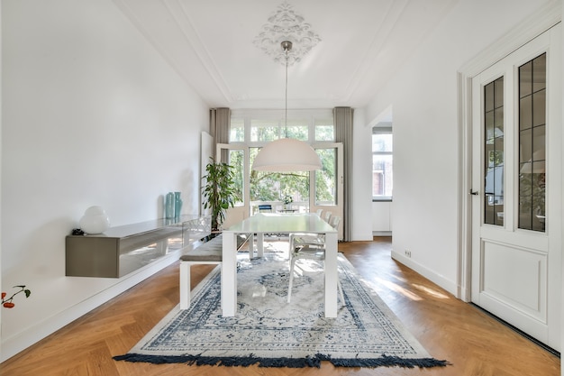 Bright dining room with decorative table and chairs