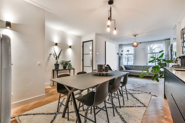 Bright dining room with decorative table and chairs