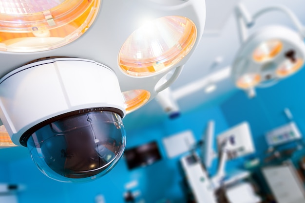 Bright lamps for a medical operating room