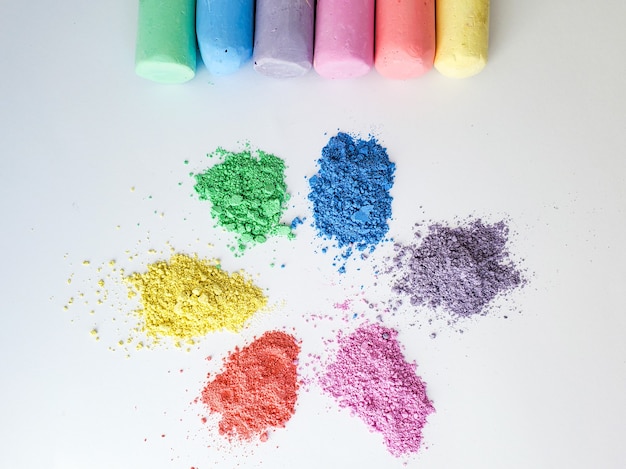 Foto pastelli multicolori luminosi colori lgbt sfondo per bambini torna a scuola