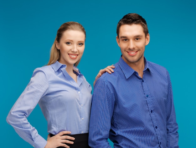 Photo bright picture of man and woman in formal clothes.