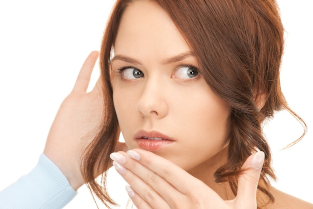 Photo bright picture of young woman listening gossip