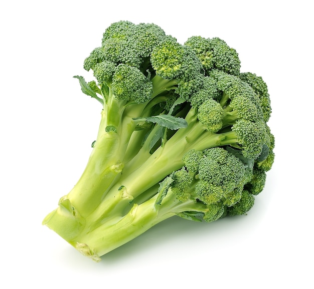 Broccoli close-up op witte achtergrond