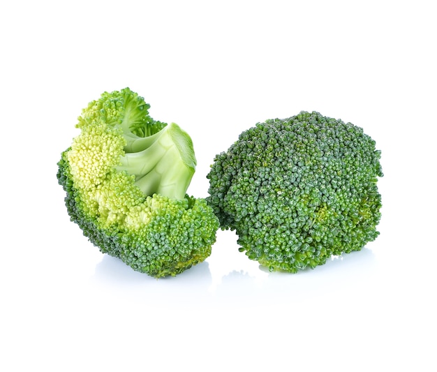 Broccoli geïsoleerd op witte ruimte