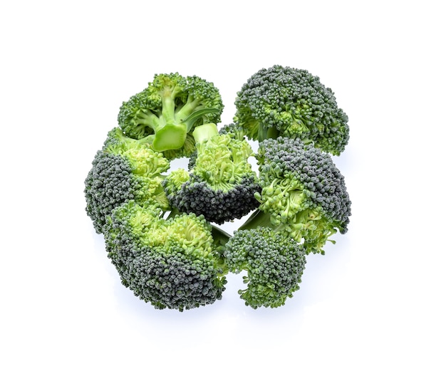 Photo broccoli isolated on white