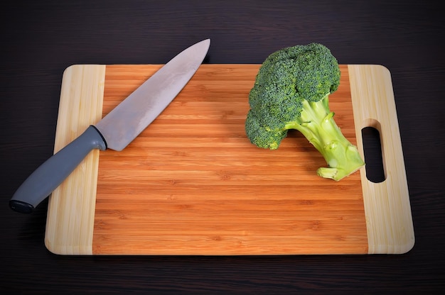 Broccoli and knife