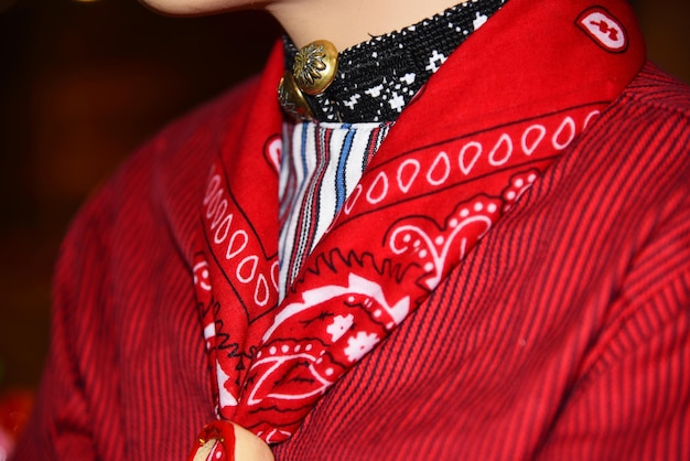 Broek in Waterland Nederland februari 2023 Traditionele Nederlandse ketting voor dames en heren persoon