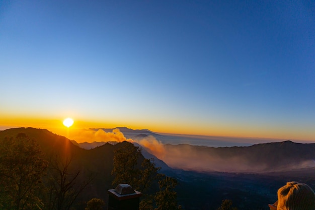 Foto bromo sunrise genomen vanaf pananjakan sunrise point