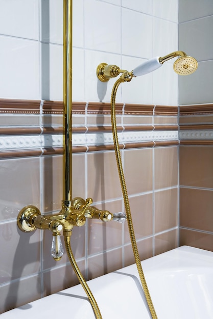 Bronze faucet