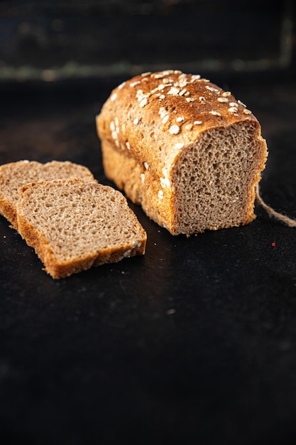 Brood granen zemelen tarwe geen gist nuttige supplementen durum maaltijd snack op tafel