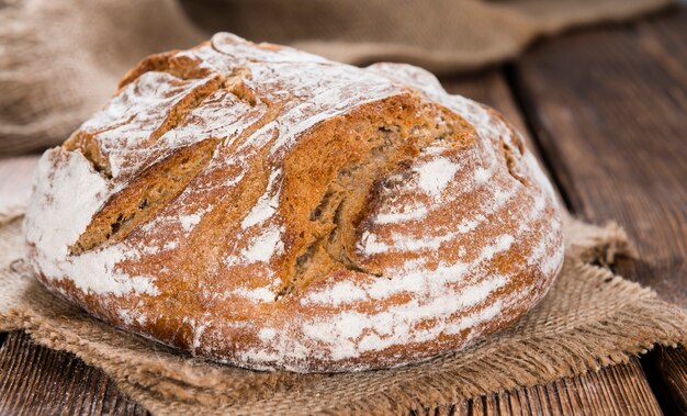 Foto brood met sesamzaadjes