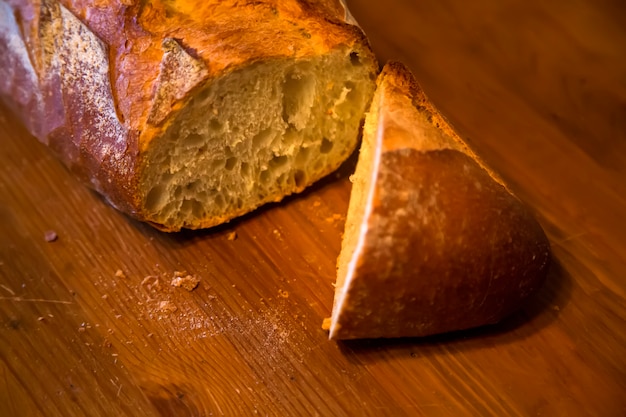 Brood op tafel