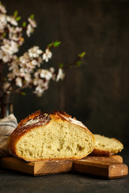 Brood - versgebakken smakelijke broodjes