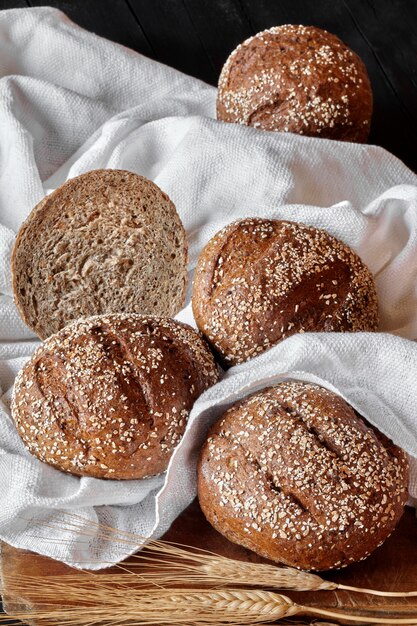 Broodbroodjes met zaden