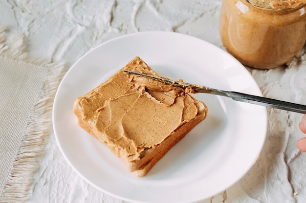 broodje met pindakaas