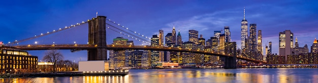 Ponte di brooklyn a new york