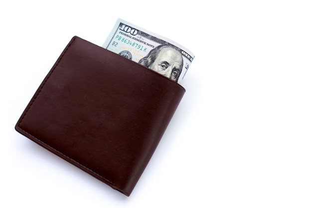 Коричневый бумажник с стодолларовыми банкнотами Финансовая концепция