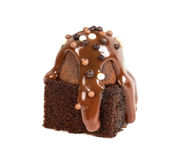 Brownie met chocoladetruffel bedekte melkchocoladesiroop en decoratieve besprenkeling