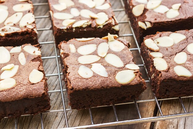 Foto brownies op bakrek.