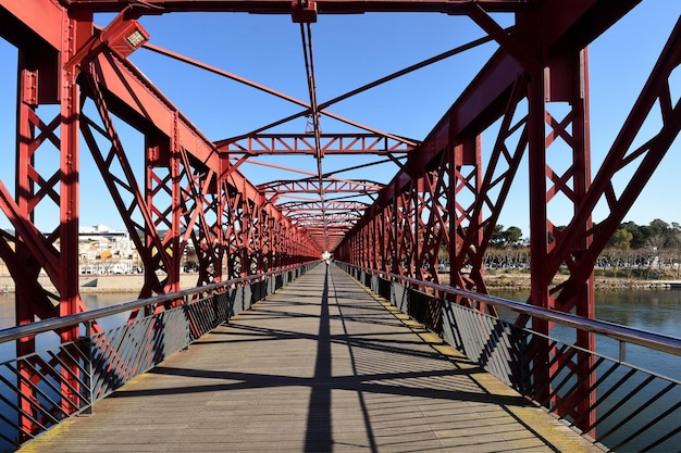 Foto brug van el ferrocarril over de ebro rivier tortosa tarragona provincie catalonië spanje