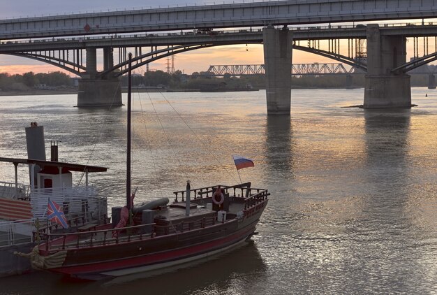 Bruggen over de Ob in Novosibirsk9